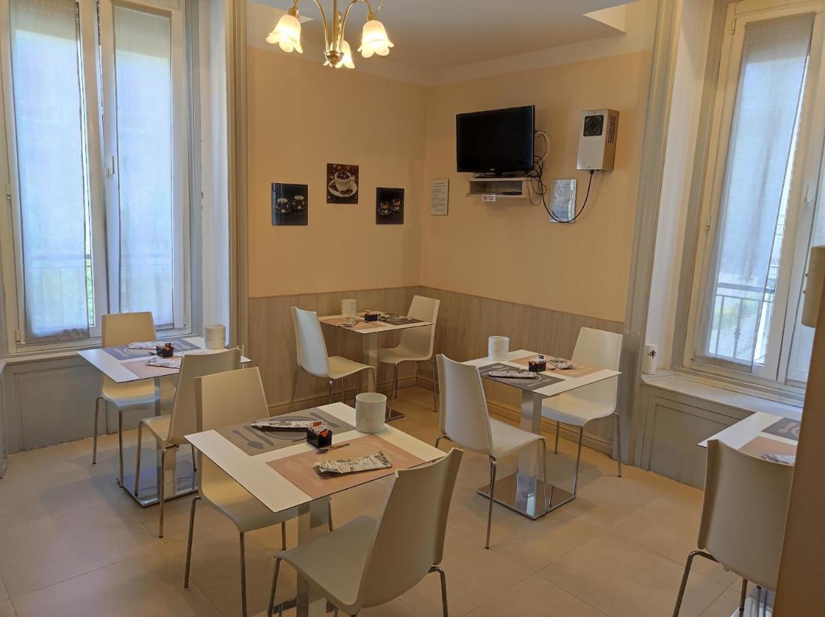 Hotel Cantore Генуа Екстериор снимка