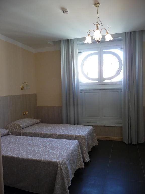 Hotel Cantore Генуа Екстериор снимка