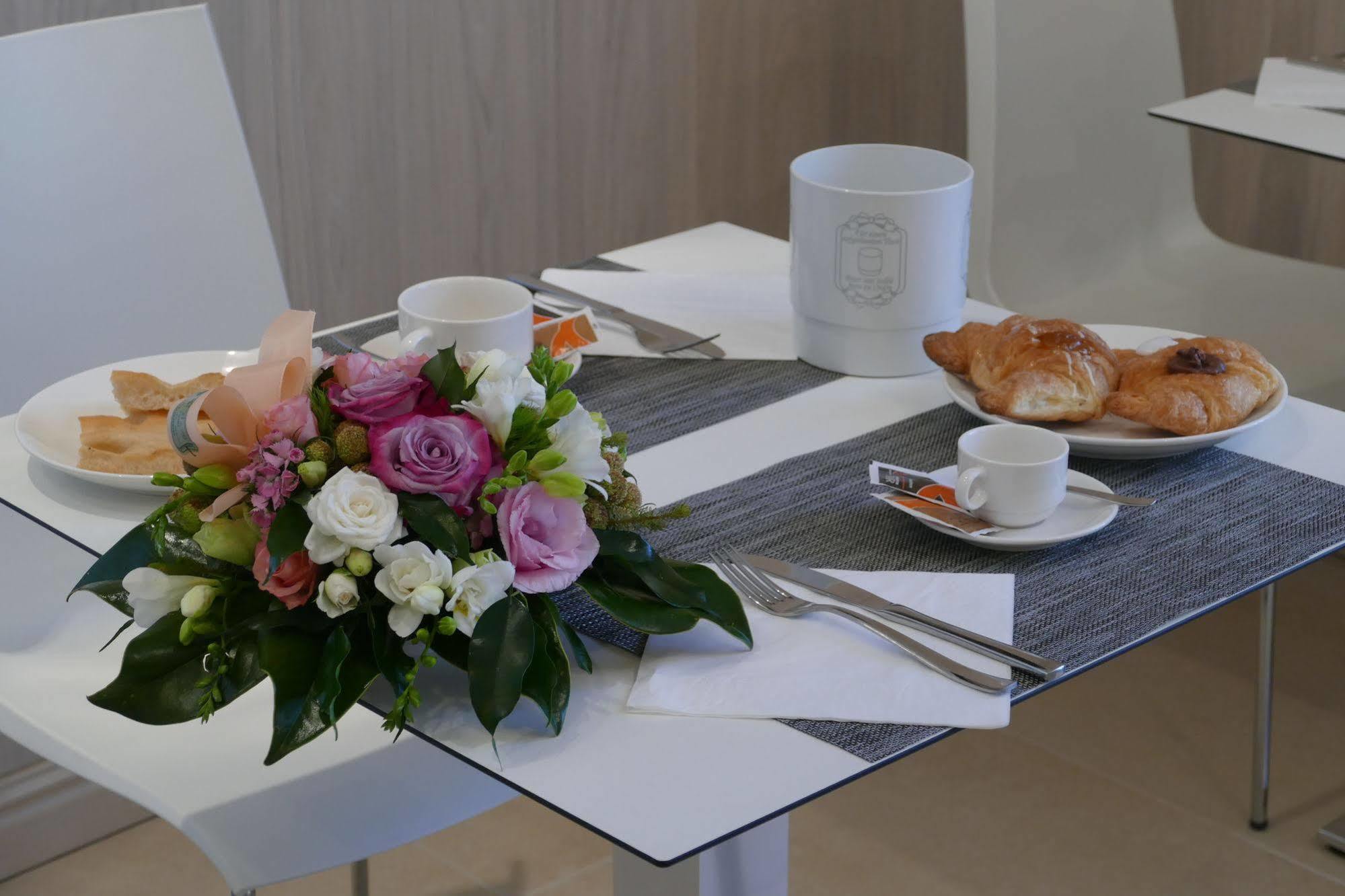 Hotel Cantore Генуа Екстериор снимка